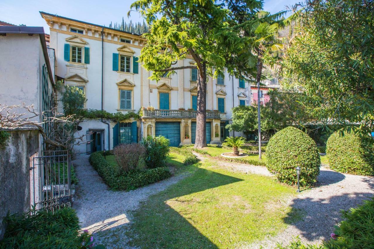 Il Batti Water Front And Private
